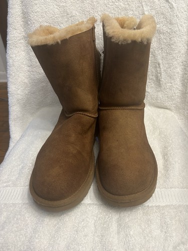 Women size ugg bailey - women’s,