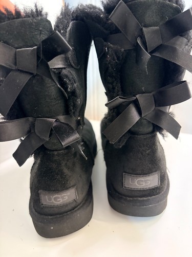 Ugg australia black suede bow - ugg,